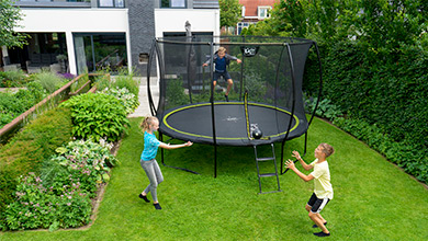 Amusants jeux pour trampoline