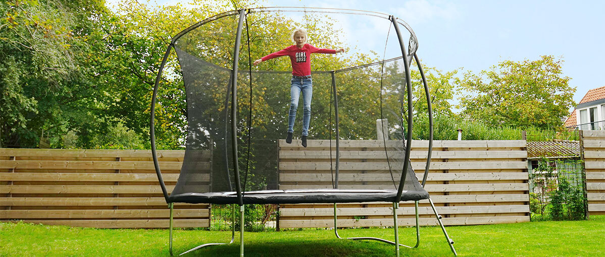 Comment dois-je entretenir mon trampoline EXIT ?