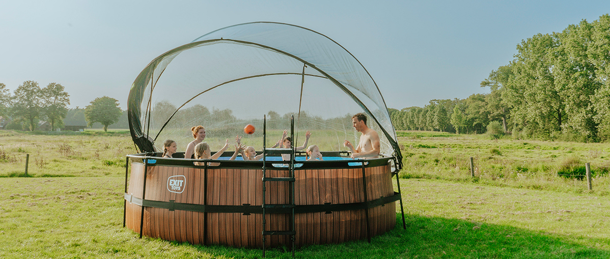 Comment entretenir ta piscine en pleine saison ?