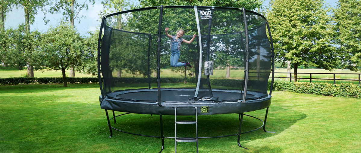 Quelles sont les différences entre les trampolines Elegant d'EXIT Toys ?