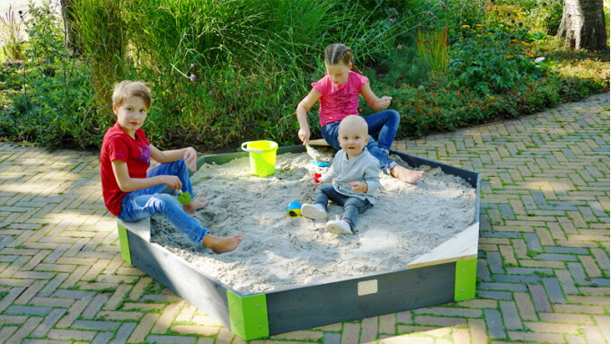 Bac à sable enfant amusement intérieur extérieur