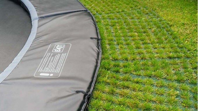 Garantie de sauts de trampoline en toute sécurité grâce aux dalles de sécurité