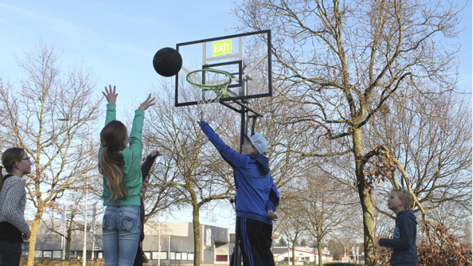 Quelles sont les différences entre les différents systèmes de basket-ball EXIT Toys ?