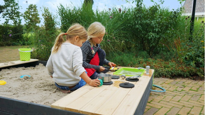 Six idées de jeu pour le bac à sable