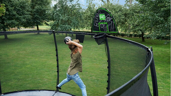 Amusants jeux pour trampoline