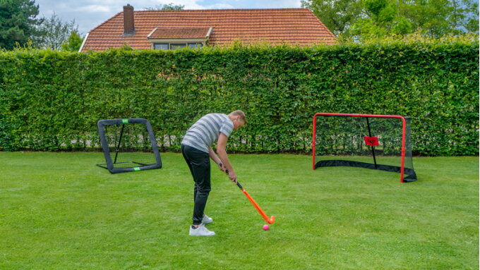 Entraîne-toi au hockey avec EXIT Toys !