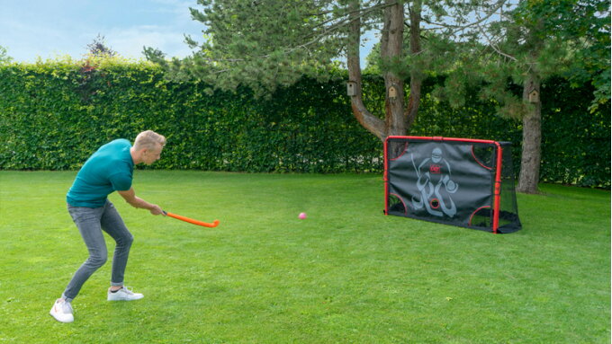 Entraîne-toi au hockey avec EXIT Toys !