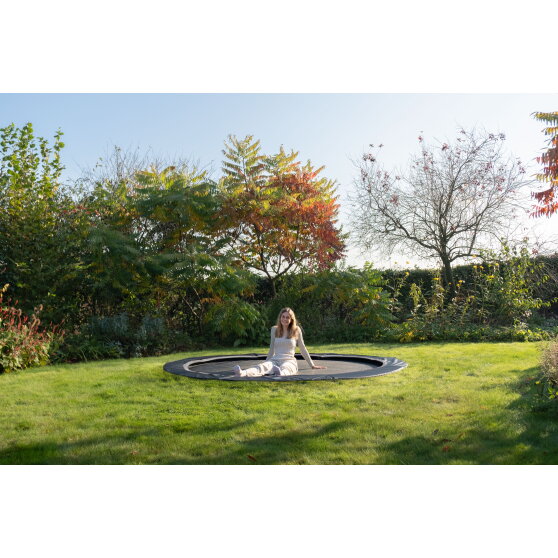 Trampoline de sport enterré au niveau du sol EXIT InTerra ø427cm - noir